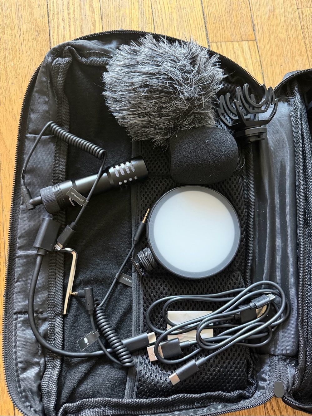 Lume Cube Content Creator Kit - Picture 4 of 7